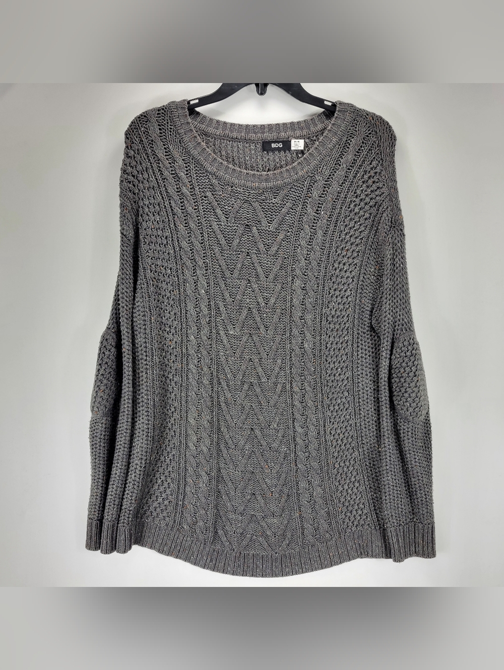 BDG Urban Outfitters Chunky Cable Knit Sweater Women Medium Quiet Luxury Elegant